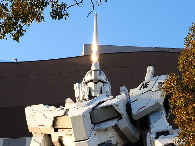 Encountering the Unicorn Gundam at Odaiba Sunset_202502
