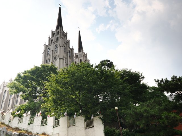 A Journey to Gyesan Cathedral and March 1st Movement Road in Daegu_202505